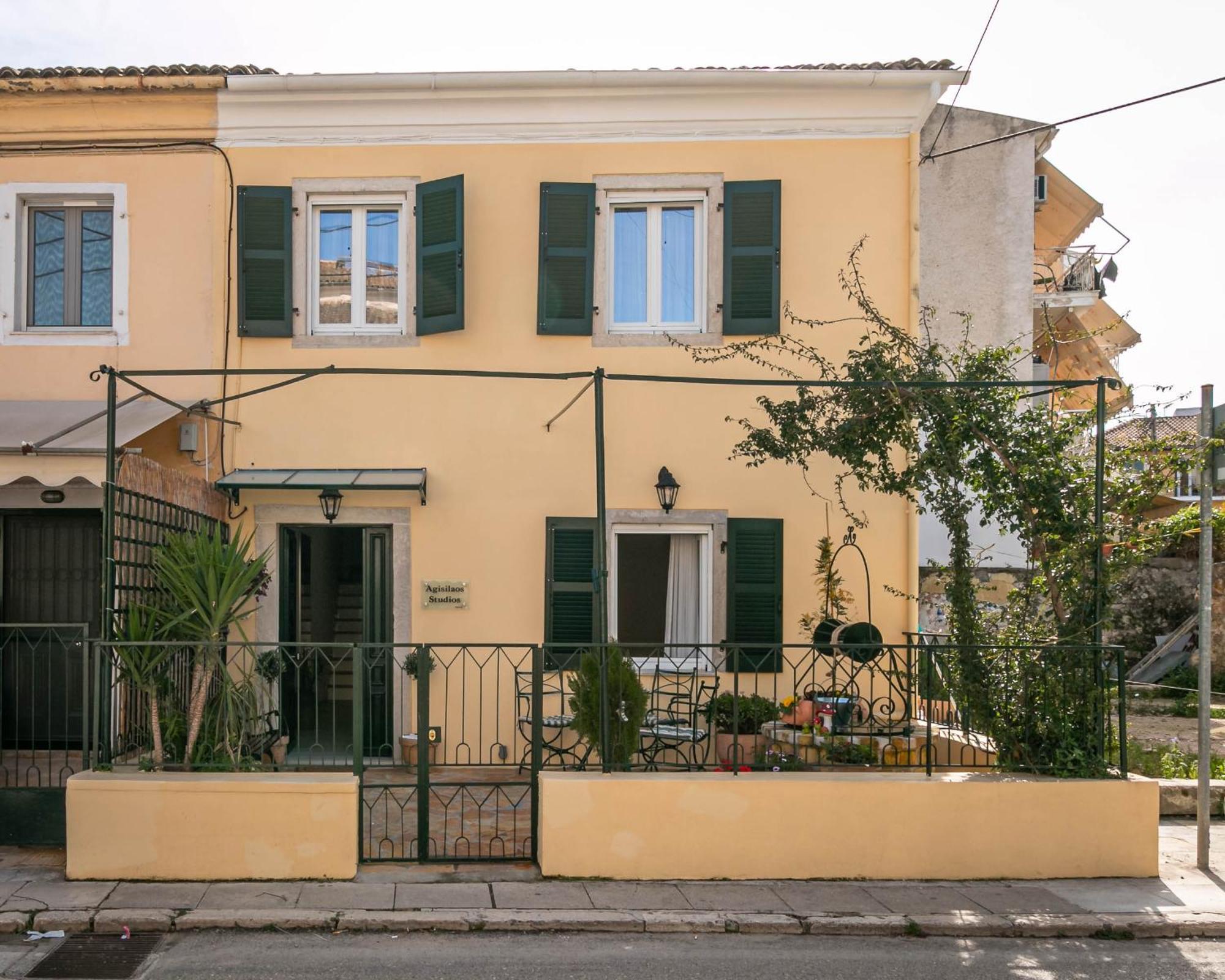 Agisilaos Apartments Corfu  Extérieur photo